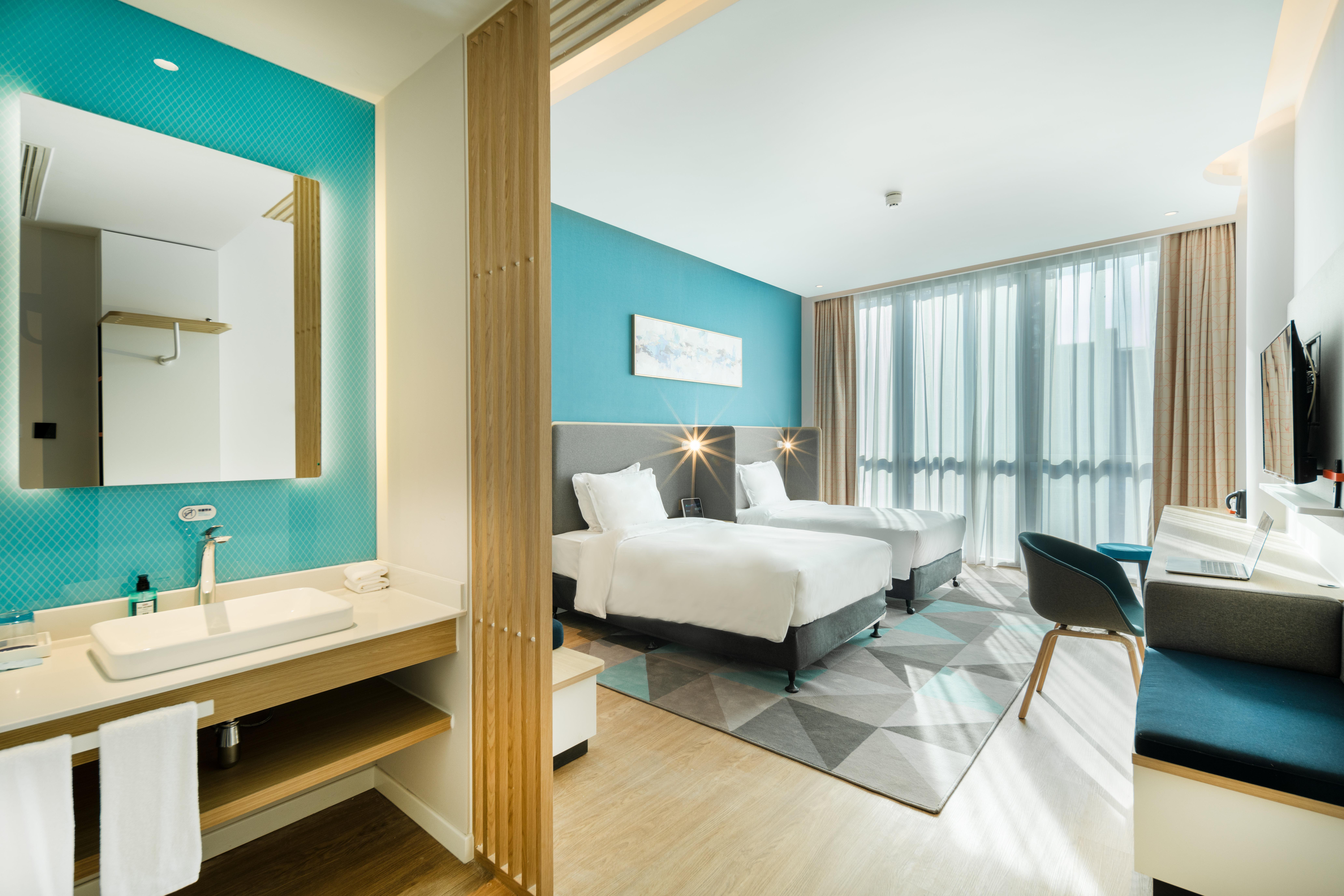 Holiday Inn Express Shanghai Pudong Zhangjiang By Ihg Exterior photo